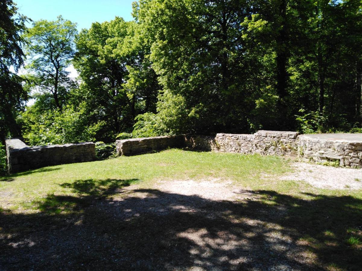 Ferienwohnung Mit Kleinem Garten Sonnenbühl Exteriör bild