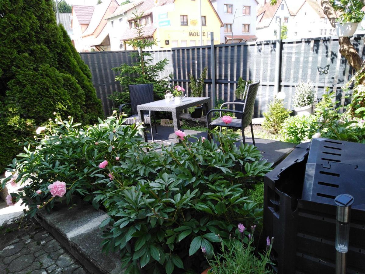 Ferienwohnung Mit Kleinem Garten Sonnenbühl Exteriör bild