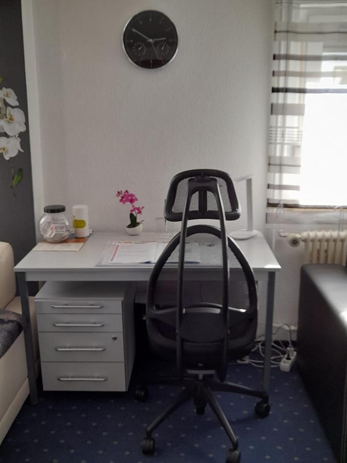 Ferienwohnung Mit Kleinem Garten Sonnenbühl Exteriör bild